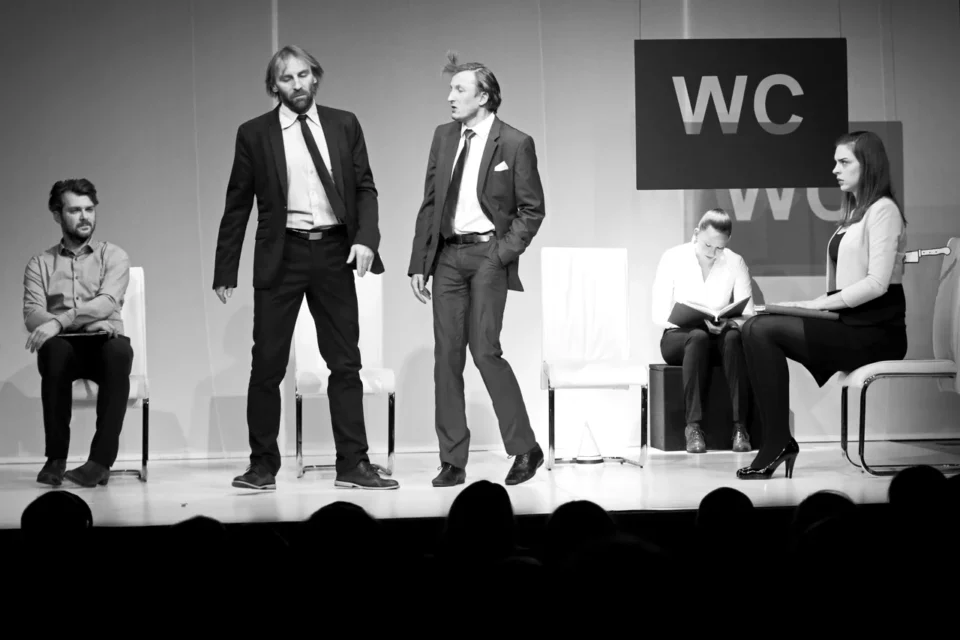 28 02 2015 LUBLIN UL JEZUICKA TEATR STARY " POSTRZAL " SZTUKA NA WYNOS - KRAKOW FOT WOJCIECH NIESPIALOWSKI / TS