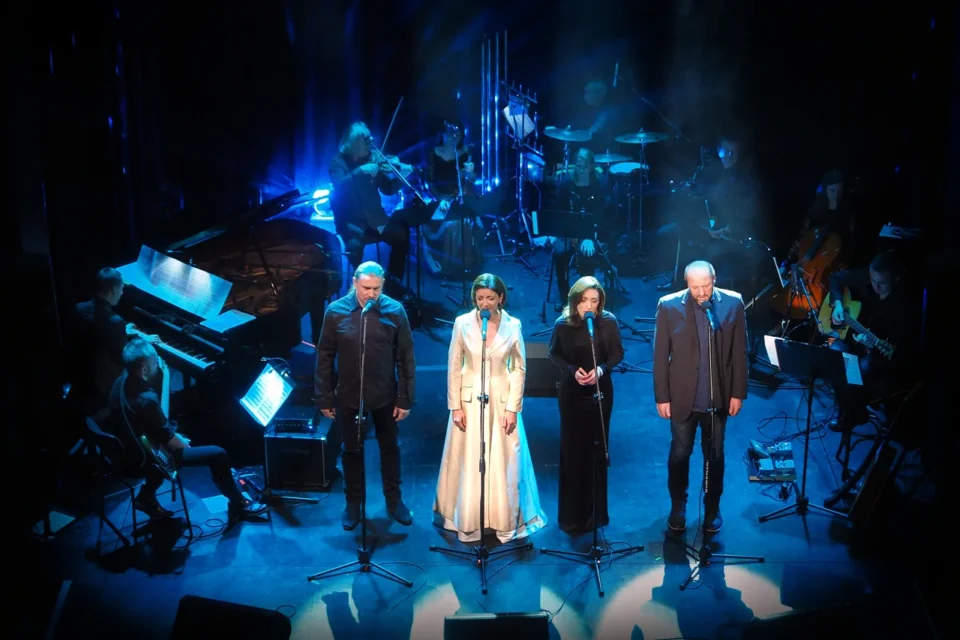 21 01 2016 UL JEZUICKA LUBLIN TEATR STARY KONCERT ZBIGNIEWA PREISNERA " STARE I NOWE KOLEDY " FOT WOJCIECH NIESPIALOWSKI / TS