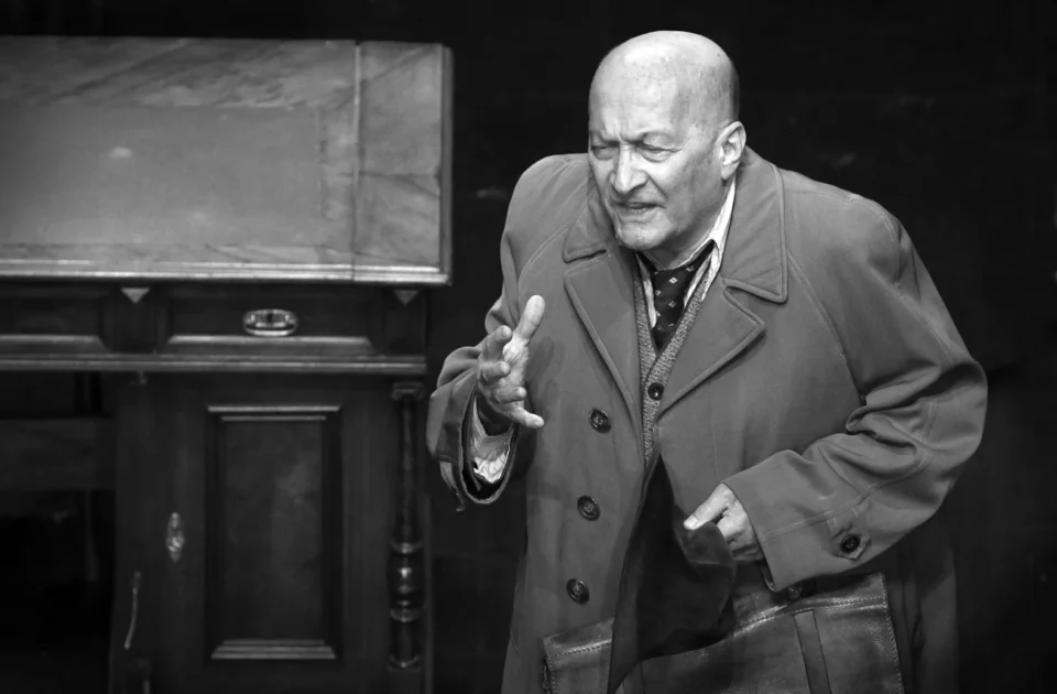 05 10 2014 LUBLIN UL JEZUICKA TEATR STARY PRZEDSTAWIENIE WOJCIECHA PSZONIAKA PT BELFER FOT WOJCIECH NIESPIALOWSKI / TS