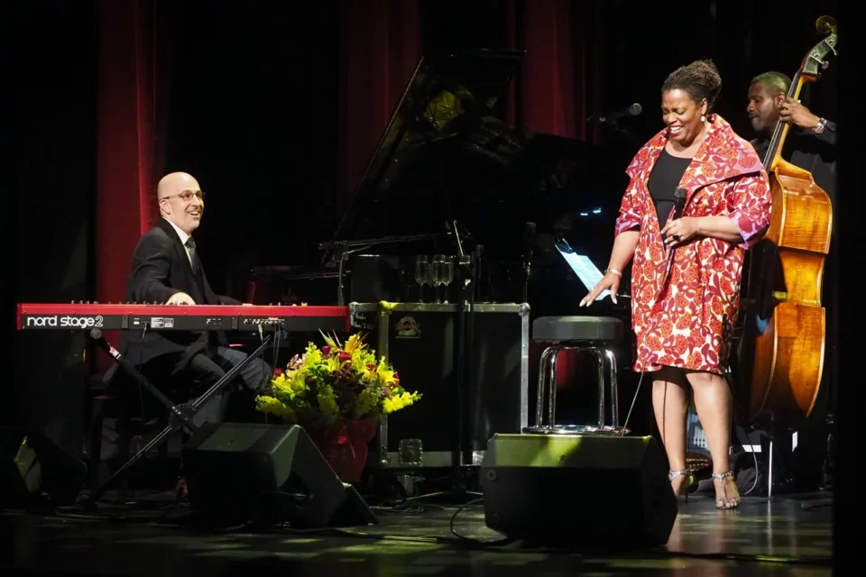 28 06 2016 LUBLIN UL JEZUICKA TEATR STARY KONCERT DIANNE REEVES FOT WOJCIECH NIESPIALOWSKI