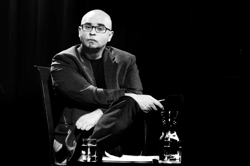 15 12 2015 TEATR STARY BITWA O LITERATURE TEMAT MIEDZY SWIATEM A ALBANIA GOSC MALGOTRZATA REJMER PROWADZENIE LUKASZ DREWNIAK FOT DOROTA AWIORKO