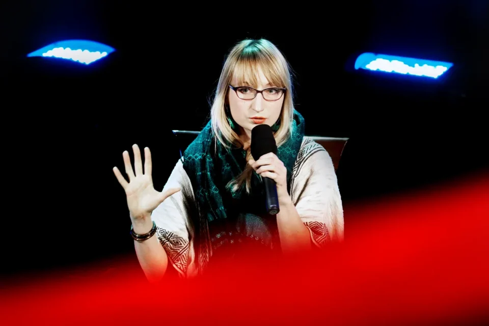 15 12 2015 TEATR STARY BITWA O LITERATURE TEMAT MIEDZY SWIATEM A ALBANIA GOSC MALGOTRZATA REJMER PROWADZENIE LUKASZ DREWNIAK FOT DOROTA AWIORKO