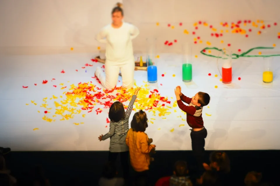 30 10 2016 LUBLIN UL JEZUICKA TEATR STARY „ ROZPLATANIE TECZY ” TEATR MALEGO WIDZA / WARSZAWA FOT WOJCIECH NIESPIALOWSKI