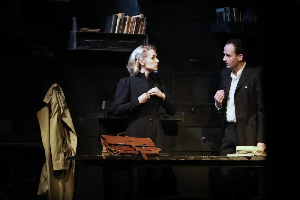 20 02 2015 LUBLIN UL JEZUICKA TEATR STARY PRZEDSTAWIENIE PT RZECZ O BANALNOSCI MILOSCI - TEATR DRAMATYCZNY W WARSZAWIE FOT WOJCIECH NIESPIALOWSKI / TS