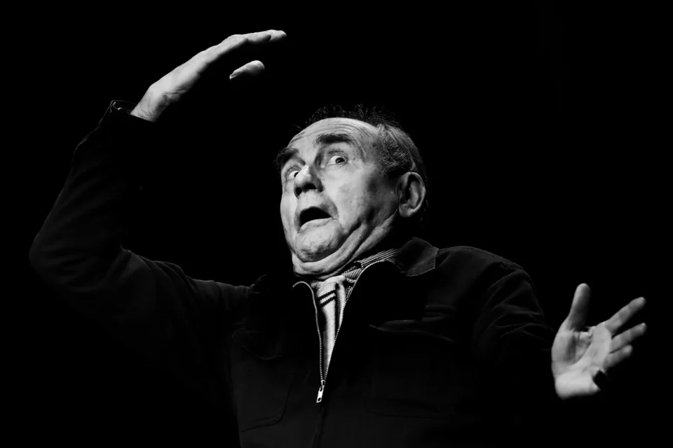 16 12 2012 UL JEZUICKA TEATR STARY SPEKTAKL SCENARIUSZ DLA TRZECH AKTOROW FOT DOROTA AWIORKO