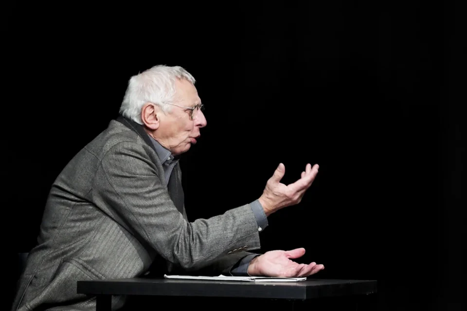 16 12 2012 UL JEZUICKA TEATR STARY SPEKTAKL SCENARIUSZ DLA TRZECH AKTOROW FOT DOROTA AWIORKO