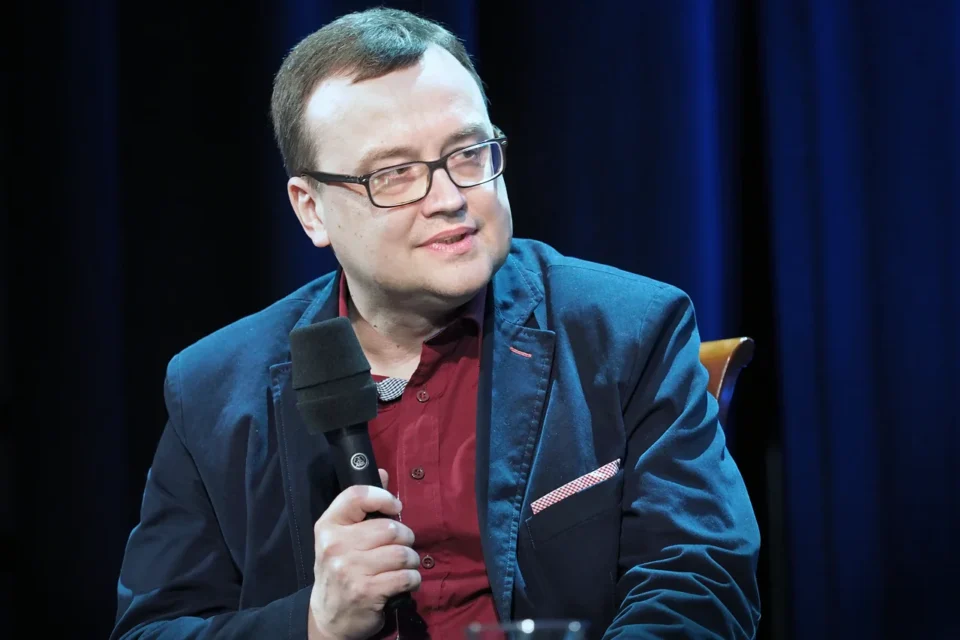 09 04 2015 LUBLIN UL JEZUICKA TEATR STARY TEATR TELEWIZJI " SEDZIOWIE " ROZMOWA PO SPEKTAKLU PROWADZENIE: WOJCIECH MAJCHEREK GOSCIE: STANISLAW RADWAN I DOROTA SEGDA FOT WOJCIECH NIESPIALOWSKI / TS