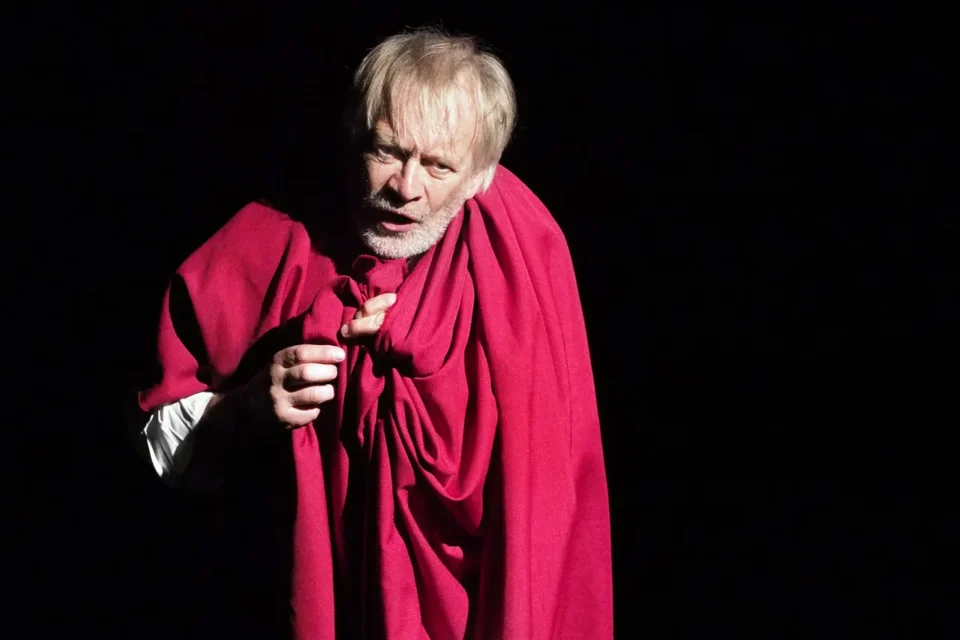 09 05 2015 LUBLIN UL JEZUICKA TEATR STARY PRZEDSTAWIENIE: WOKOL SZEKSPIRA - ANDRZEJ SEWERYN FOT WOJCIECH NIESPIALOWSKI / TS