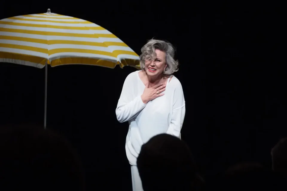 20 03 2015 LUBLIN UL JEZUICKA TEATR STARY SHIRLEY VALENTINE - TEATR POLONIA FOT WOJCIECH NIESPIALOWSKI