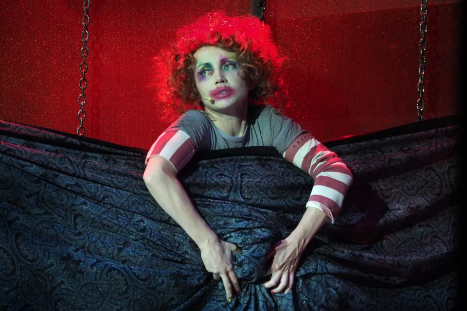 11 12 2015 UL JEZUICKA LUBLIN TEATR STARY SPEKTAKL MUZYCZNY SOFIA DE MAGICO FOT WOJCIECH NIESPIALOWSKI / TS