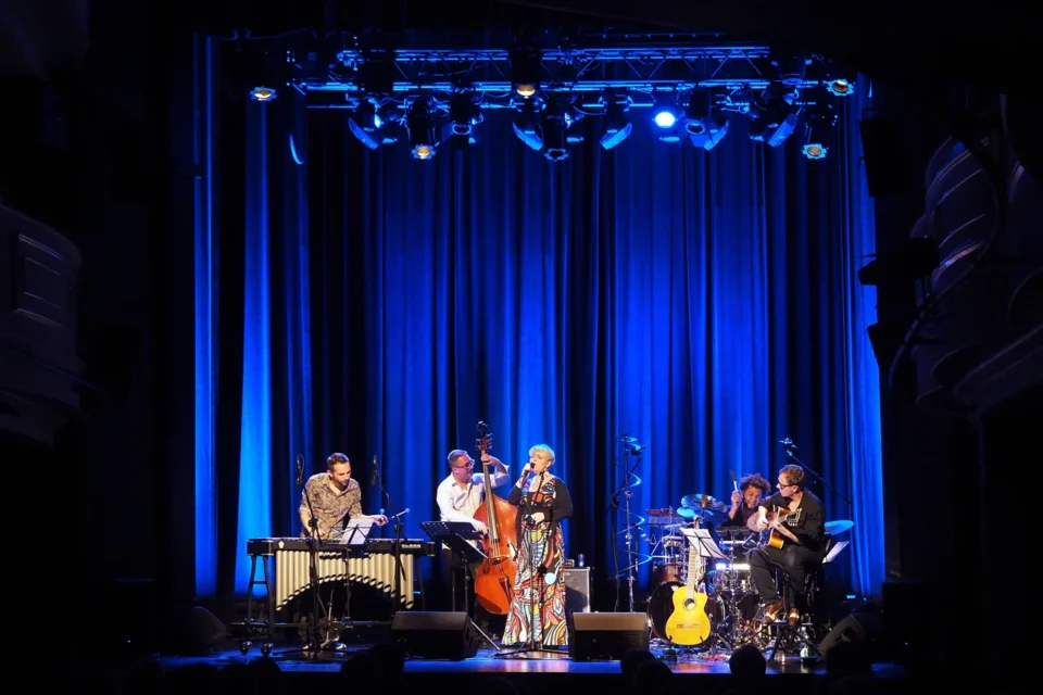 26 10 2016 LUBLIN UL JEZUICKA TEATR STARY KONCERT KRYSTYNA STANKO " 9 " FOT WOJCIECH NIESPIALOWSKI