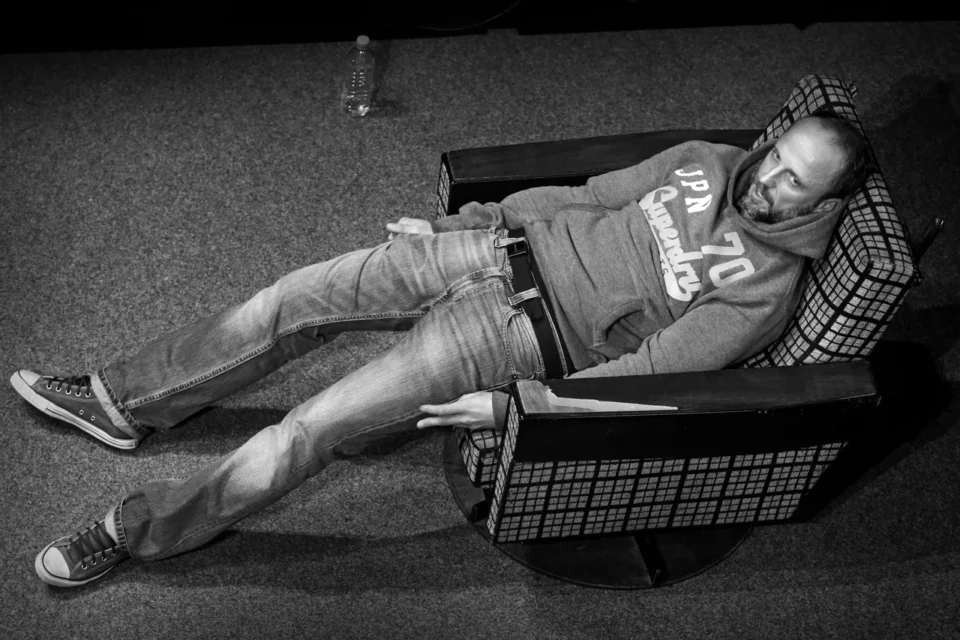 27 09 2014 LUBLIN UL JEZUICKA TEATR STARY " JEDNOCZESNIE "- TEATR STUDIO FOT WOJCIECH NIESPIALOWSKI / TS