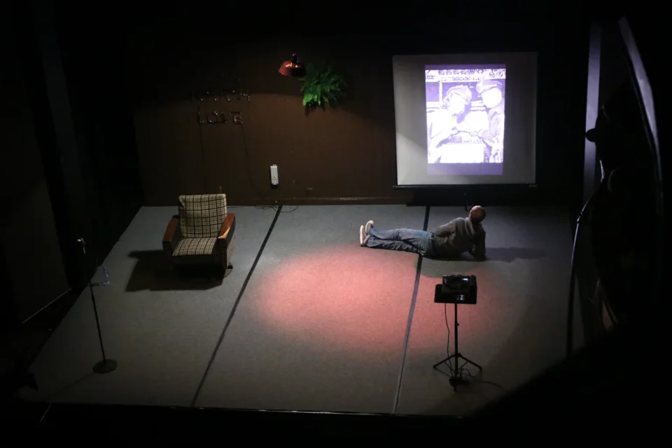 27 09 2014 LUBLIN UL JEZUICKA TEATR STARY " JEDNOCZESNIE "- TEATR STUDIO FOT WOJCIECH NIESPIALOWSKI / TS