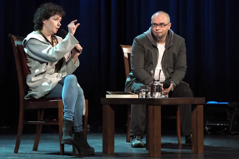 21 04 2015 LUBLIN UL JEZUICKA TEATR STARY BITWA O KULTURE Z UDZIALEM JOANNY SZCZEPKOWSKIEJ FOT WOJCIECH NIESPIALOWSKI / TS