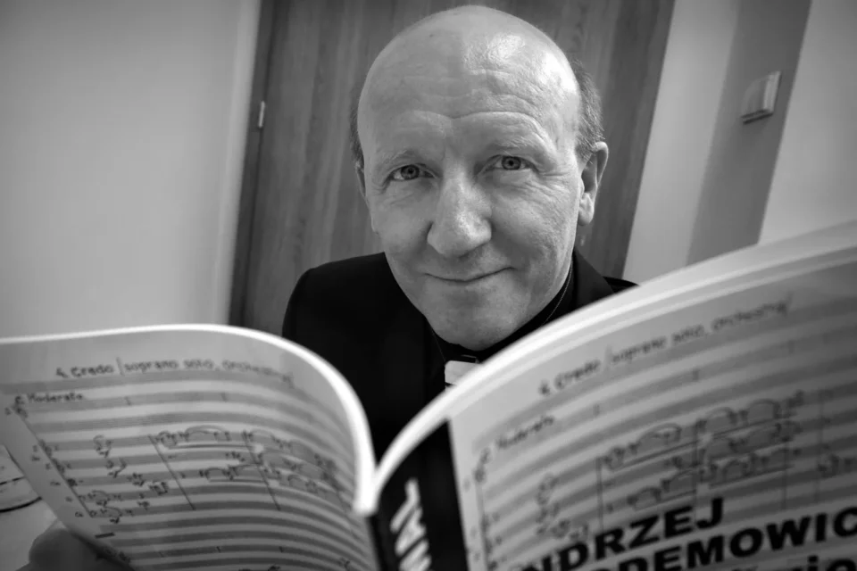 28 09 2014 LUBLIN UL JEZUICKA TEATR STARY PRZEDSTAWIENIE MUZYCZNE SZKLANA GORA Z UDZIALEM ARTURA BARCISIA FOT WOJCIECH NIESPIALOWSKI / TS