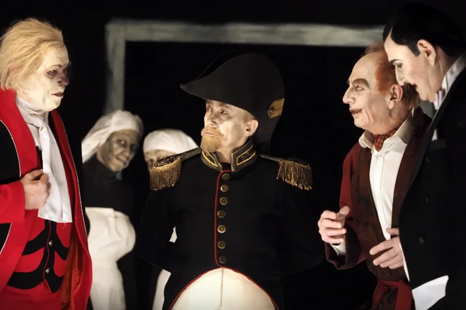 24 10 2015 LUBLIN UL JEZUICKA TEATR STARY SZKOLA ZON - TEATR POWSZECHNY Z LODZI FOT WOJCIECH NIESPIALOWSKI / TS