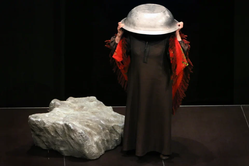 01 03 2014 LUBLIN UL JEZUICKA TEATR STARY TEATR STUDIO - FILOZOFIA PO GORALSKU FOT WOJCIECH NIESPIALOWSKI / TS