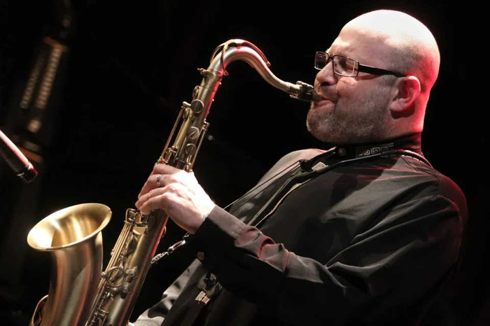 08 05 2013 LUBLIN UL JEZUICKA TEATR STARY KONCERT ZESPOLU PIOTR BARON QUARTET W SKLADZIE : PIOTR BARON - SAKSOFONY