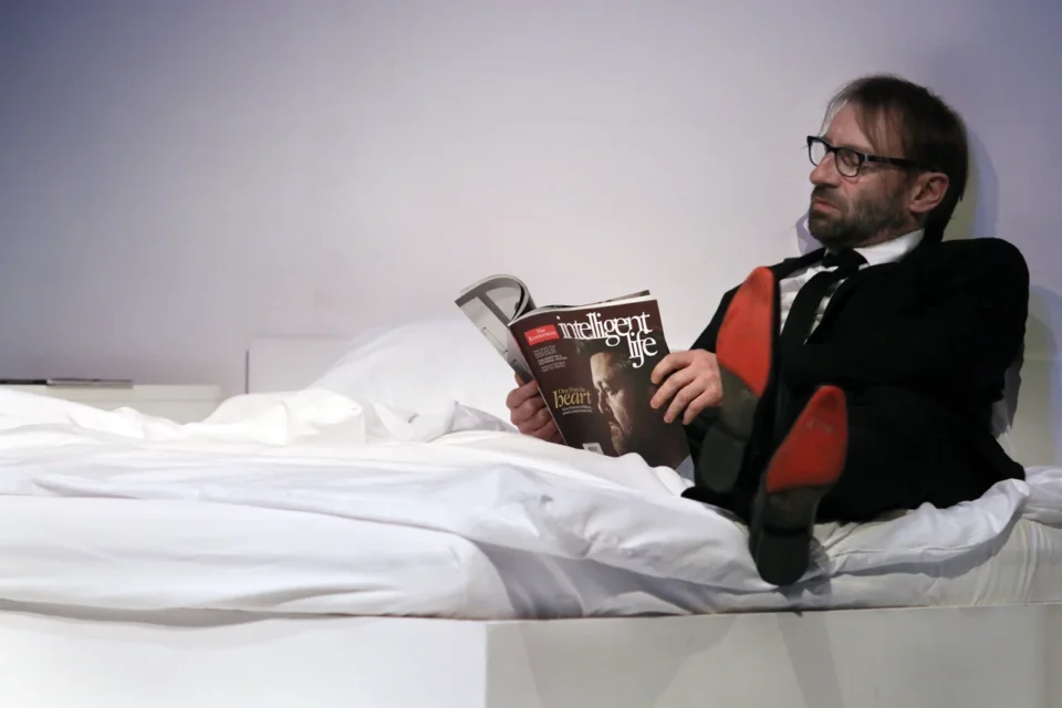 18 01 2014 LUBLIN UL JEZUICKA TEATR STARY N/Z TEATR BAGATELA " UKLAD " FOT WOJCIECH NIESPIALOWSKI