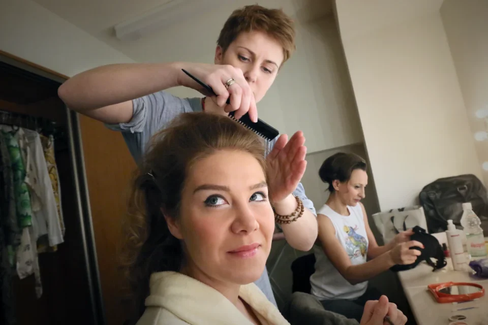 18 01 2014 LUBLIN UL JEZUICKA TEATR STARY N/Z TEATR BAGATELA " UKLAD " FOT WOJCIECH NIESPIALOWSKI