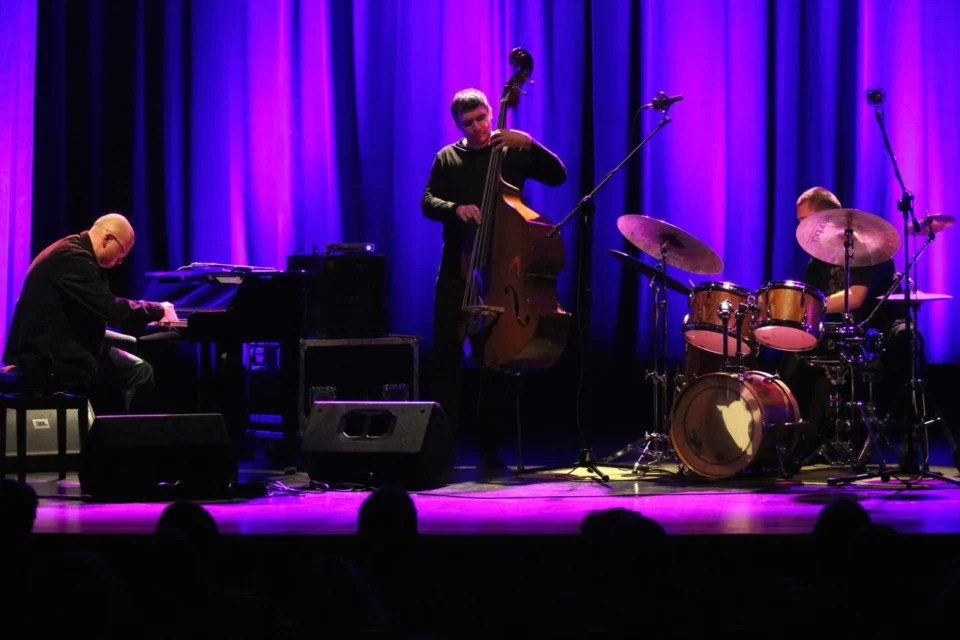 31 10 2012 LUBLIN TEATR STARY KONCERT MARCIN WASILEWSKI TRIO FOT DOROTA AWIORKO - KLIMEK