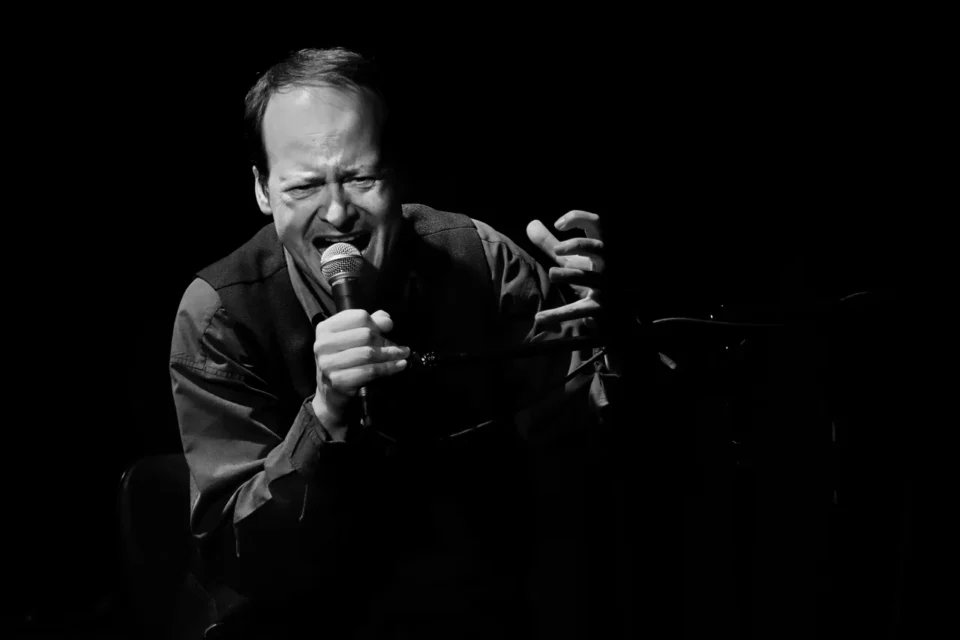 11 11 2017 UL JEZUICKA LUBLIN TEATR STARY Jacek Kaczmarski Lekcja historii Teatr Ateneum / Warszawa FOT DOROTA AWIORKO