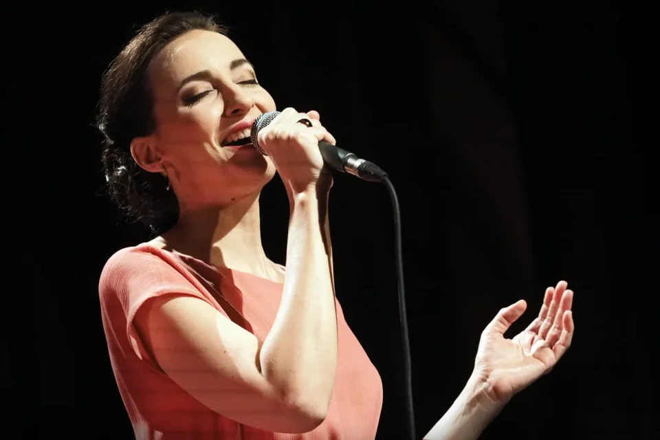 20 02 2016 UL JEZUICKA LUBLIN TEATR STARY KONCERT KLEMENTYNA UMER KOCHAM CIE