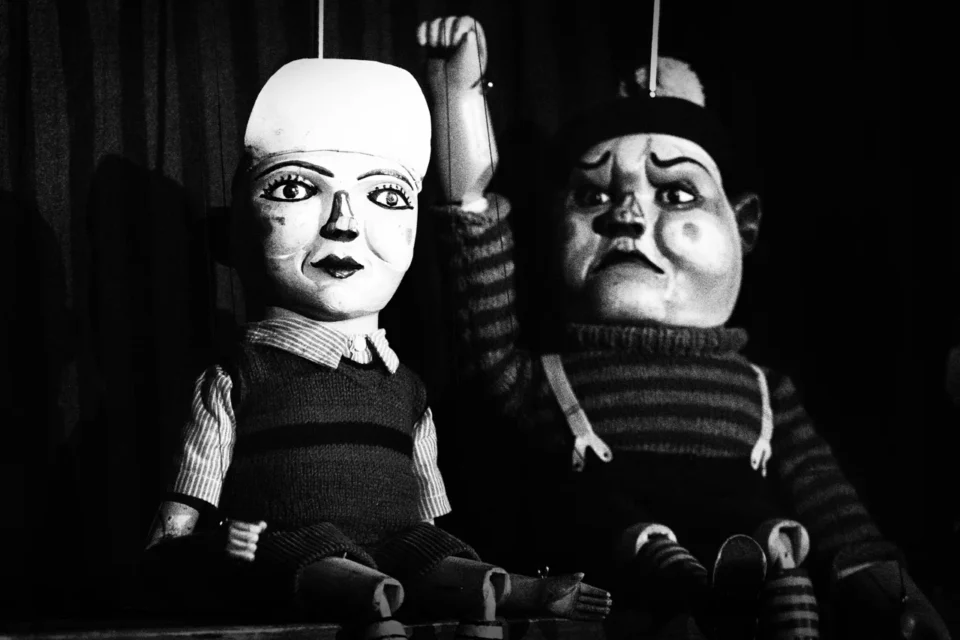 04 12 2016 LUBLIN UL JEZUICKA TEATR STARY WAKACJE MIKOLAJKA - TEATR LALKA / WARSZAWA FOT WOJCIECH NIESPIALOWSKI