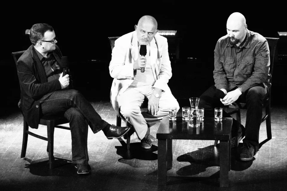 06 09 2015 LUBLIN UL JEZUICKA TEATR STARY ROZMOWA Z TWORCAMI SPEKTAKLU TELEWIZJI PT WALIZKA - ADAM FERENCY