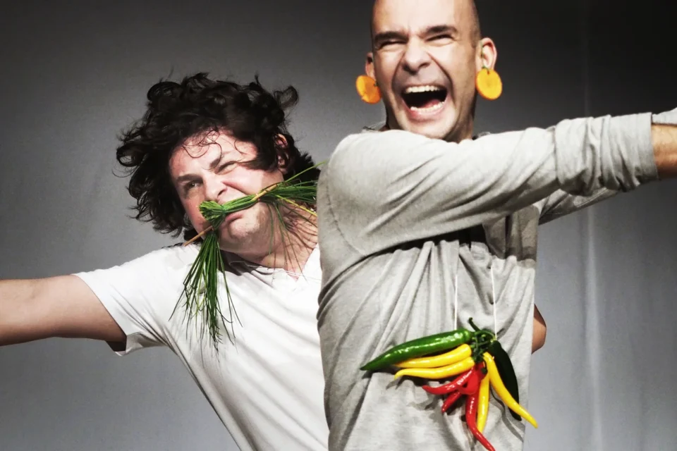 17 01 2016  TEATR STARY WARZYWA SA Z KOSMOSU TEATR MALEGO WIDZA FOT DOROTA AWIORKO