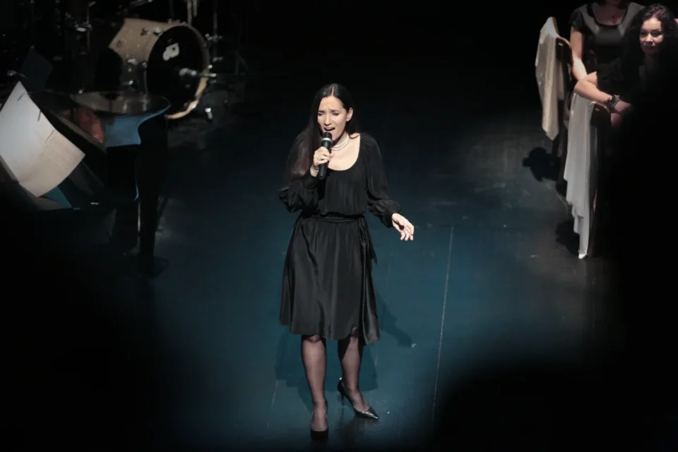 16 01 2015 LUBLIN UL JEZUICKA TEATR STARY PRZEDSTAWIENIE WIECZOREM FOT WOJCIECH NIESPIALOWSKI / TS