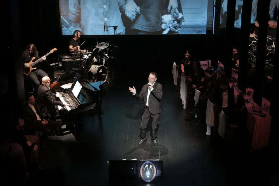 16 01 2015 LUBLIN UL JEZUICKA TEATR STARY PRZEDSTAWIENIE WIECZOREM FOT WOJCIECH NIESPIALOWSKI / TS