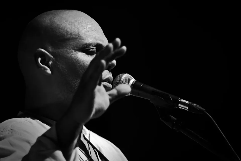 11 10 2015 LUBLIN UL JEZUICKA TEATR STARY SIESTA W DRODZE - KONCERT YAMI FOT WOJCIECH NIESPIALOWSKI / TS