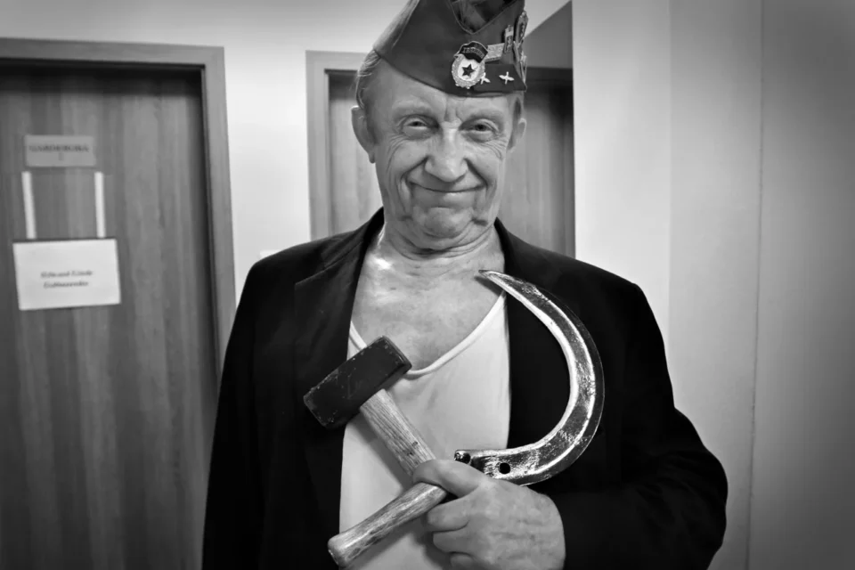 11 10 2014 LUBLIN UL JEZUICKA TEATR STARY  WYSOCKI -POWROT DO ZSRR - TEATR NOWY W KRAKOWIE FOT WOJCIECH NIESPIALOWSKI / TS