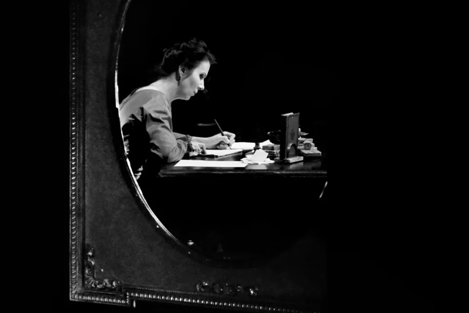 29 10 2017 UL JEZUICKA LUBLIN TEATR STARY SPEKTAKL  Z zycia glist  Teatr Miejski im  Witolda Gombrowicza w Gdyni FOT DOROTA AWIORKO