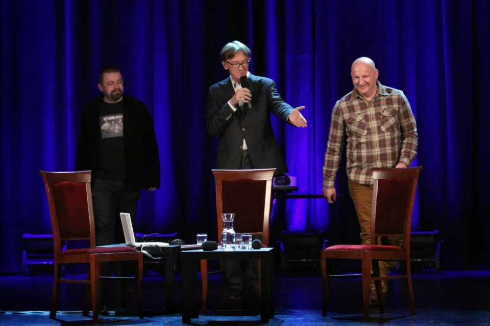 22 01 2013 LUBLIN UL JEZUICKA TEATR STARY BITWA O LITERATURE SERIALE PRAWDA CZY KLAMSTWO