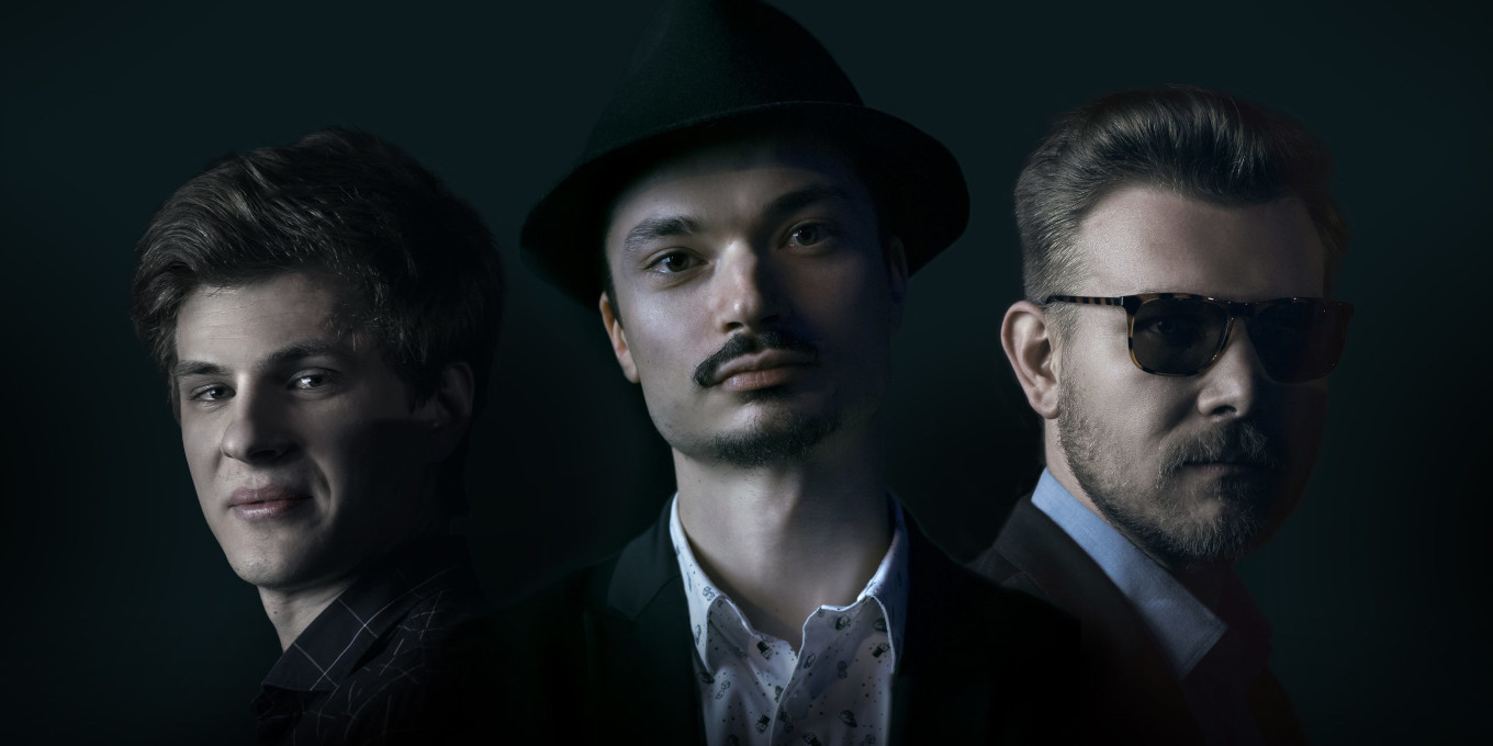 Mateusz Gawęda Trio